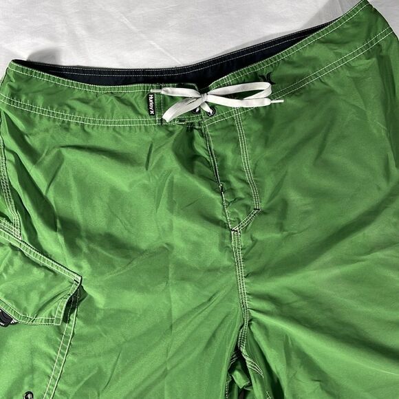Hurley mens green solid polyester board shorts 10" inseam swimwear - size 38 - Picture 1 of 12